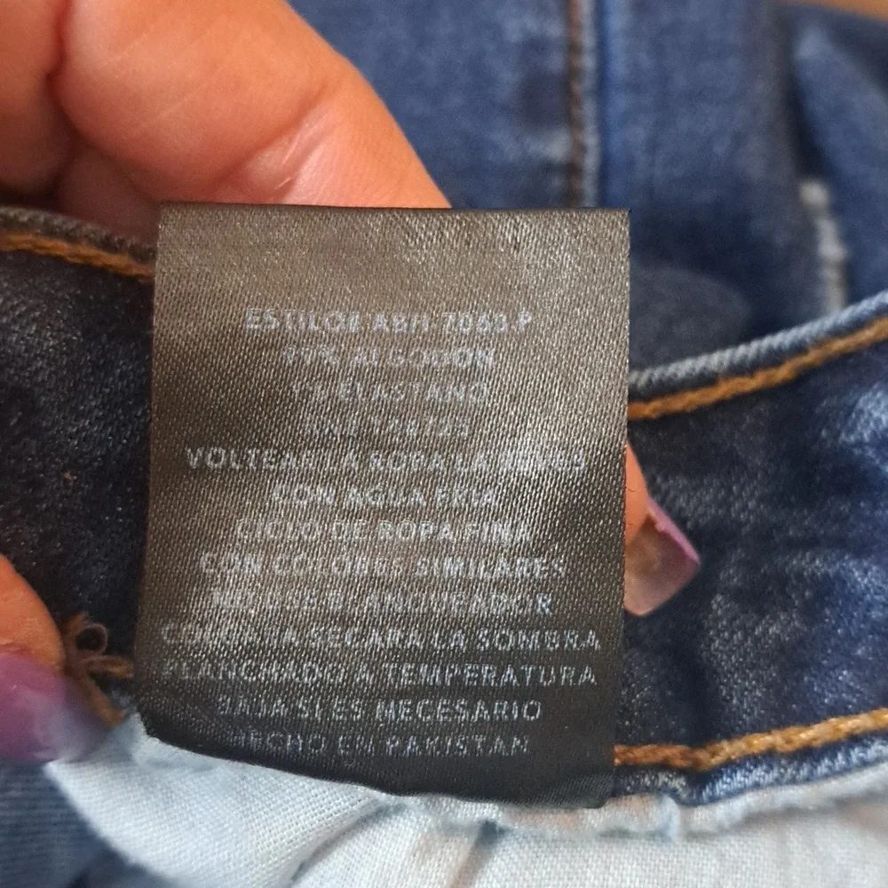 DISTRESSED JEANS - Picture 7 of 7